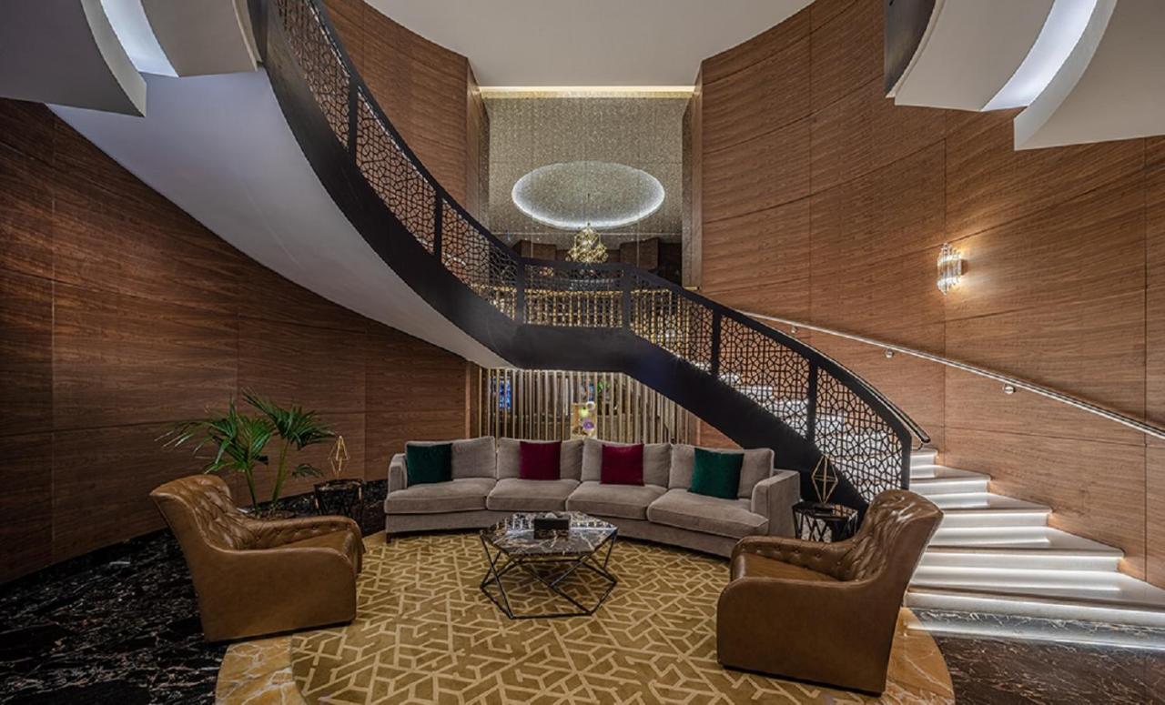 דירות Ascott Corniche אל חובר מראה חיצוני תמונה